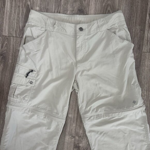 Columbia Omni Shield Womens Convertible Cargo Hiking Pants Size 10 Beige Zip Off - Picture 4 of 16